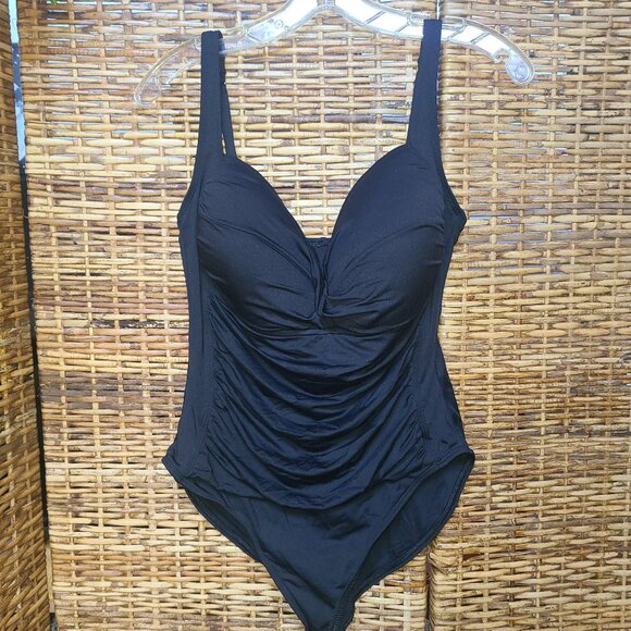 La Blanca One Piece Swimsuit Size 16 Black Ruched Sides Light Padded Cup - Picture 1 of 6